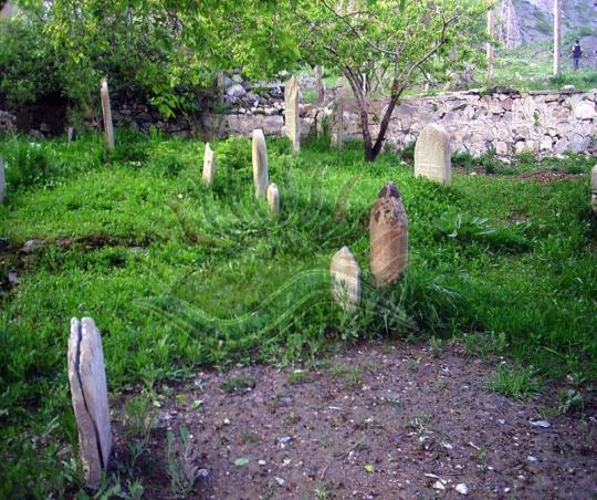 Melik Esat Mezarlığı / Goristana Melîk Eshed